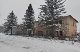 Следственный комитет и прокуратура проверят опасное заброшенное здание в Тверской области Следственный комитет и прокуратура проверят опасное заброшенное здание в Тверской области