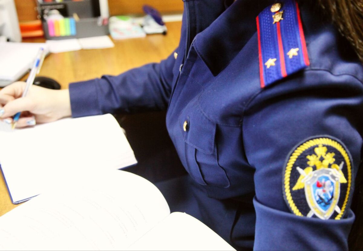 Обломок плитки, шпатель и нож: в Твери арестовали подозреваемого в убийстве Обломок плитки, шпатель и нож: в Твери арестовали подозреваемого в убийстве