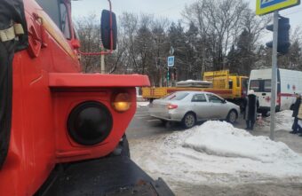 6-летний мальчик попал под колёса "Тойоты" на зебре в Твери 6-летний мальчик попал под колёса "Тойоты" на зебре в Твери