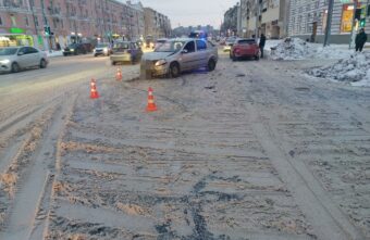 Женщина пострадала в столкновении "Рено" и "Лады" в центре Твери