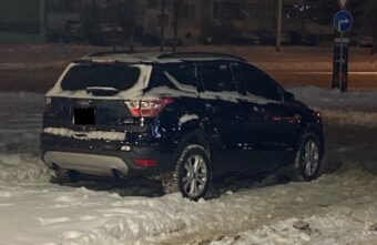 Посетительница бара в Твери не пустила водителя за руль Посетительница бара в Твери не пустила водителя за руль