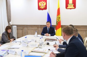 Губернатор поручил Минтрансу ускорить ремонт дорог по обращениям жителей  