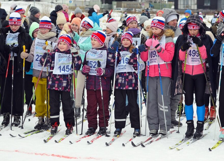 На всероссийскую массовую лыжную гонку «Лыжня России-2024» можно записаться через портал Госуслуги
