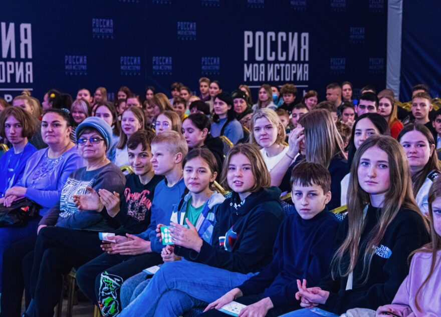 Профориентационные мероприятия охватили больше 36 тысяч студентов и школьников Тверской области