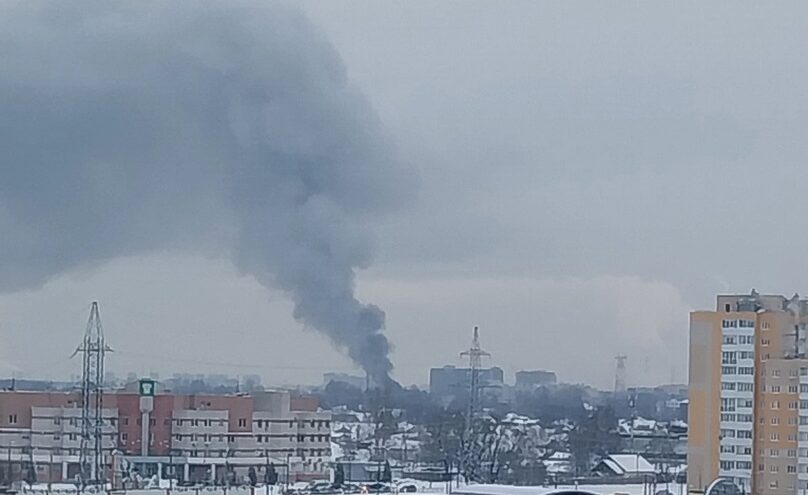 Утром в Твери загорелся магазин