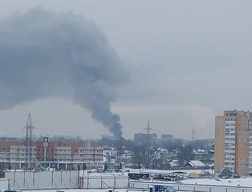 Утром в Твери загорелся магазин