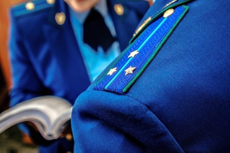 В Тверской области после вмешательства прокуратуры трассу расчистили от снега В Тверской области после вмешательства прокуратуры трассу расчистили от снега