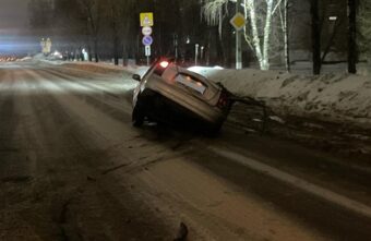 Женщина погибла в ДТП с водителем без прав в Тверской области