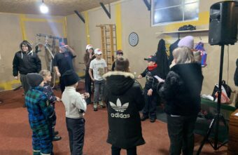 В Вышнем Волочке открыли новую крытую спортивную площадку В Вышнем Волочке открыли новую крытую спортивную площадку