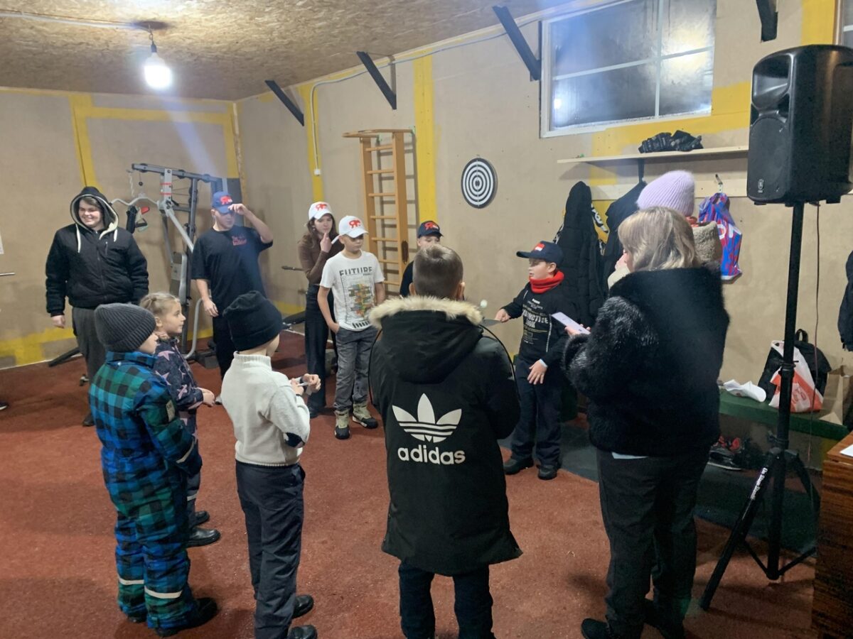 В Вышнем Волочке открыли новую крытую спортивную площадку