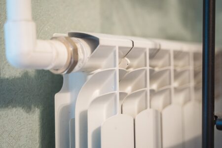 В Тверской области оперативно проводятся работы по устранению технологических нарушений водо- и теплоснабжения отдельных объектов