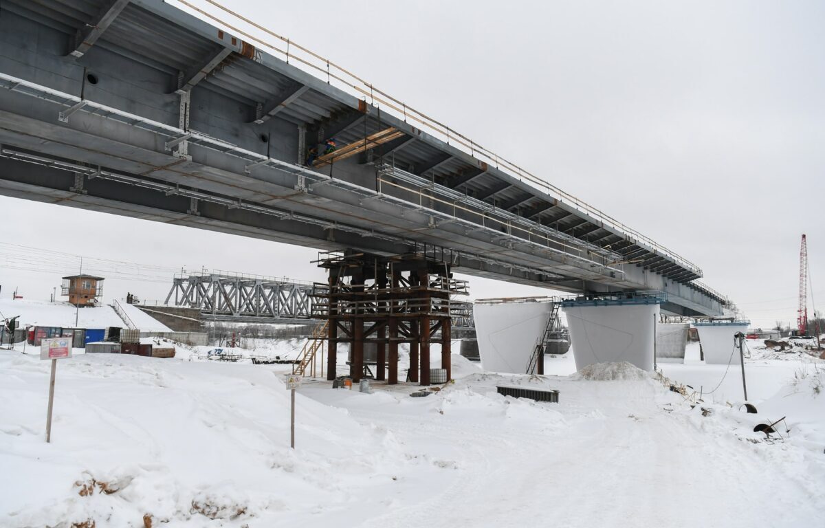 Губернатор Игорь Руденя проинспектировал строительство Западного моста в Твери