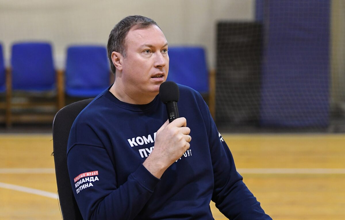 Прославленный российский волейболист провел мастер-класс для юных тверских спортсменов