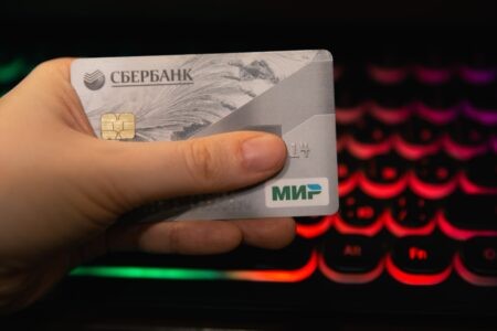 Жительница Тверской области поверила мошенникам и лишилась больше 2 миллионов рублей Жительница Тверской области поверила мошенникам и лишилась больше 2 миллионов рублей