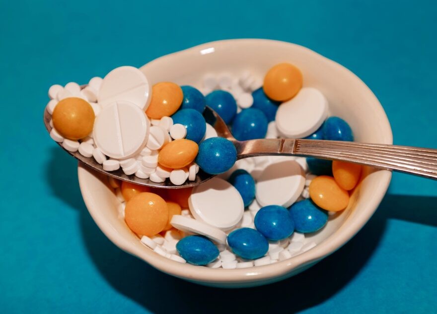 Роспотребнадзор взялся за витамины, содержащие запрещенные вещества