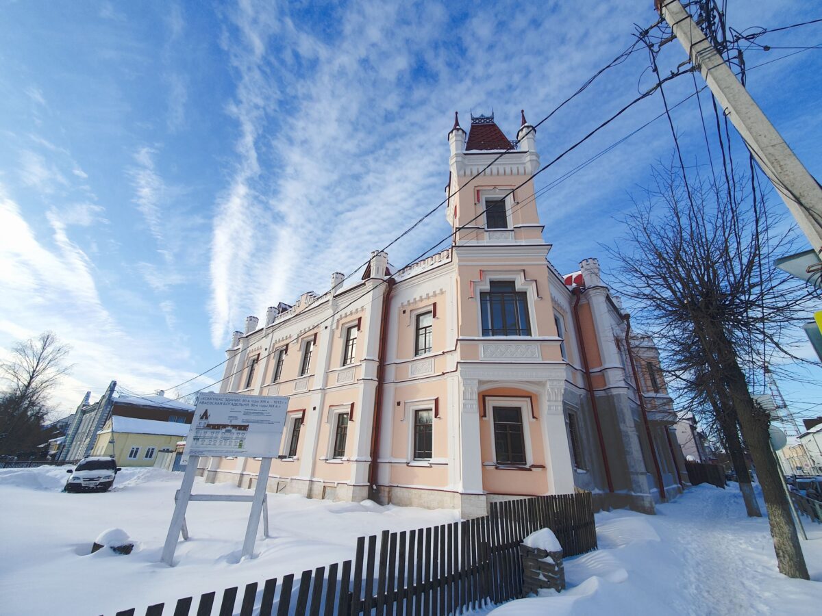 В Твери продолжается реставрация Аваевской богадельни