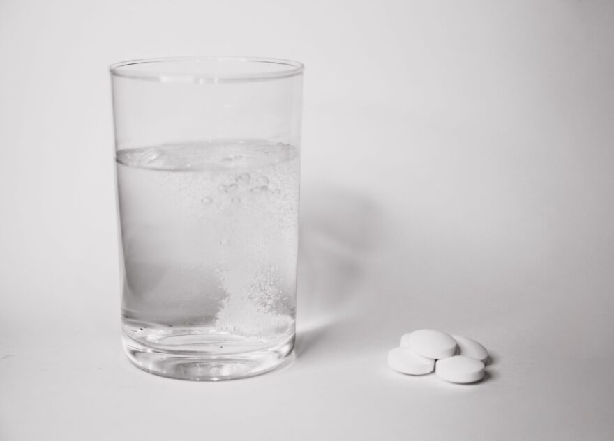 Наркологи назвали главную ошибку во время похмелья