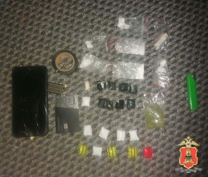 В Твери задержали организатора группы, занимавшейся распространением наркотиков