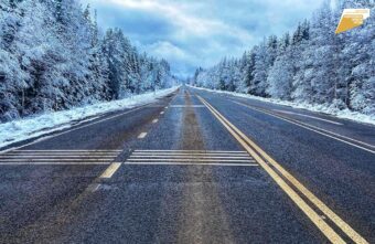 1479 дорожных знаков и 113 пешеходных светофоров установили в муниципалитетах Тверской области