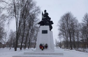 Игорь Руденя поздравил жителей Осташковского округа с 82-летием освобождения территории от немецко-фашистских захватчиков Игорь Руденя поздравил жителей Осташковского округа с 82-летием освобождения территории от немецко-фашистских захватчиков