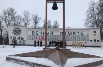 Жители Нелидова отмечают 82-ю годовщину освобождения города от немецко-фашистских захватчиков Жители Нелидова отмечают 82-ю годовщину освобождения города от немецко-фашистских захватчиков