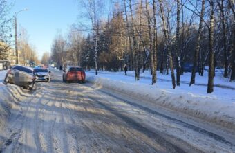 В Твери под колесами автомобиля оказался пенсионер В Твери под колесами автомобиля оказался пенсионер