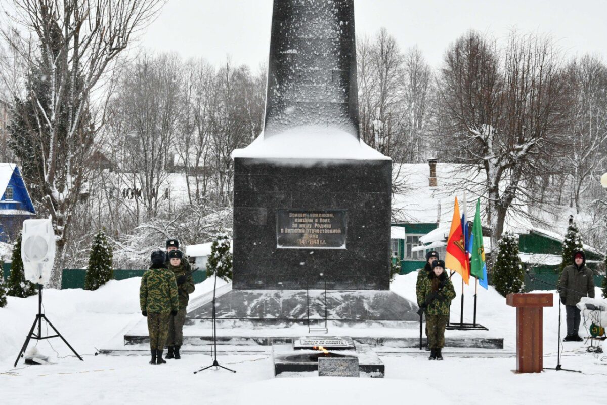 Игорь Руденя поздравил жителей Андреапольского округа с годовщиной освобождения территории от немецко-фашистских захватчиков