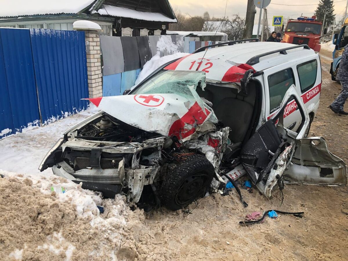 В Тверской области простились с водителем санитарного автомобиля, погибшим  после ДТП | ТОП Тверь новости