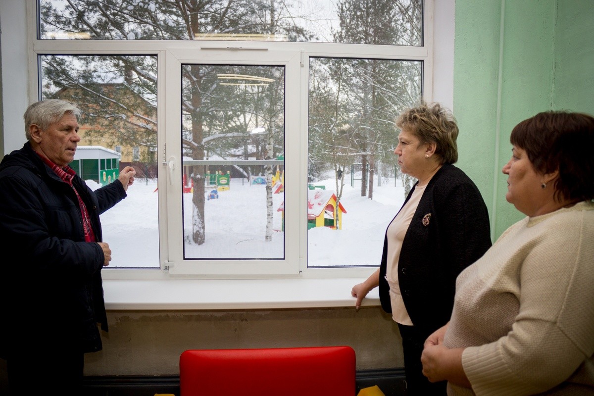 Детский сад в Тверской области лишился 48 старых окон