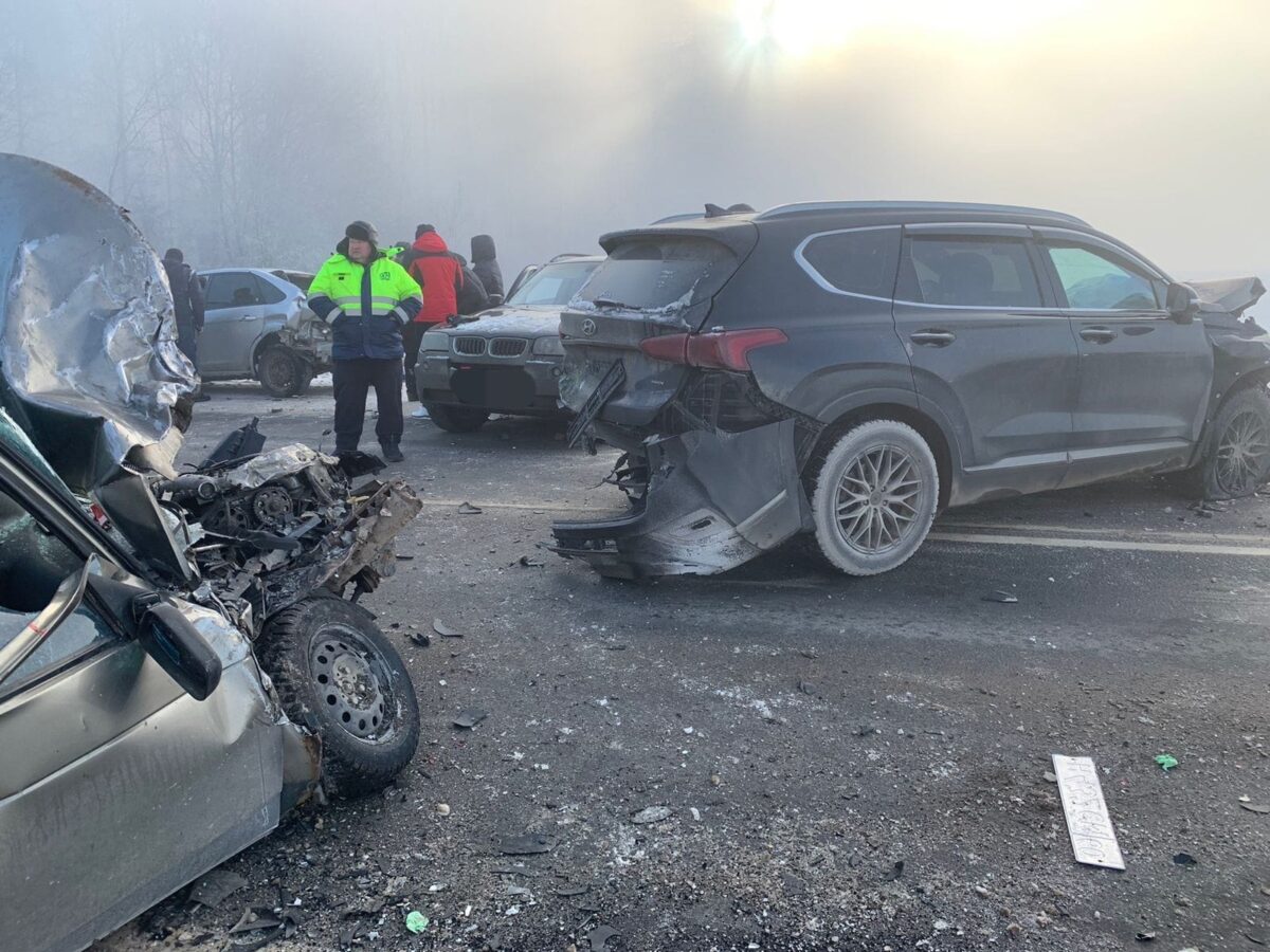 Страшная авария: в Тверской области произошло массовое ДТП | ТОП Тверь  новости