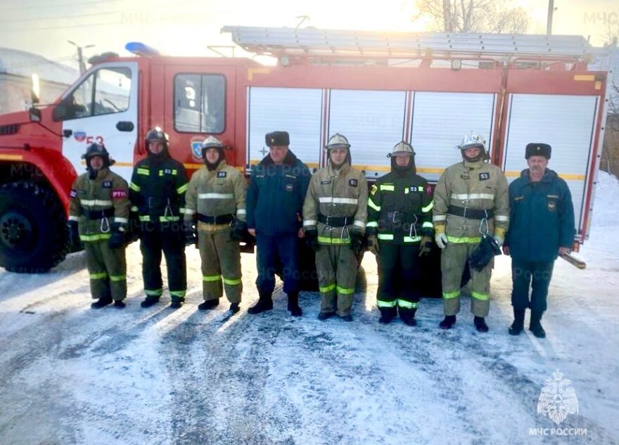 В Старице пожарные спасли женщину