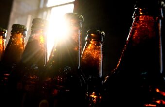 Врач предупредил о страшной опасности употребления пива