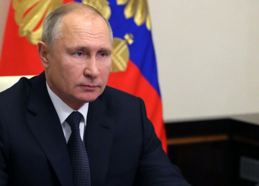 Президент России Владимир Путин поздравил жителей Тверской области с Днём защитника Отечества