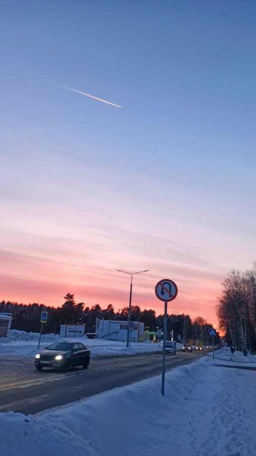 Жители микрорайона в Твери пожаловались на водителей, игнорирующих знак