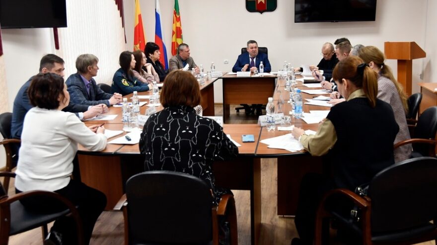 Работу добровольных пожарных команд обсудили в Лихославле