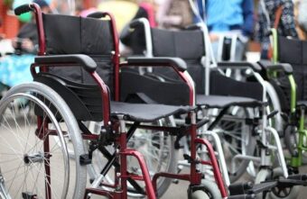 Житель Осташковского округа с инвалидностью будет обеспечен новой современной коляской