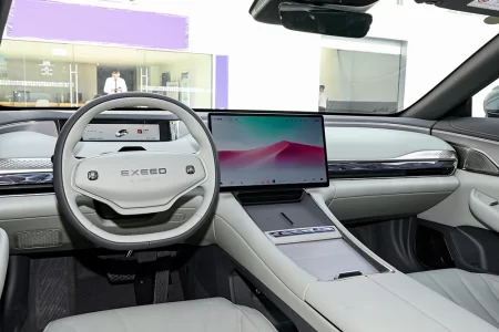 В Россию привезут седан, который в Китае не продается В Россию привезут седан, который в Китае не продается