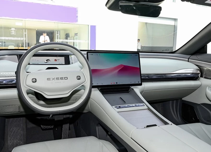 В Россию привезут седан, который в Китае не продается