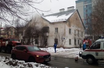 В Твери во время пожара в квартире пострадали два человека