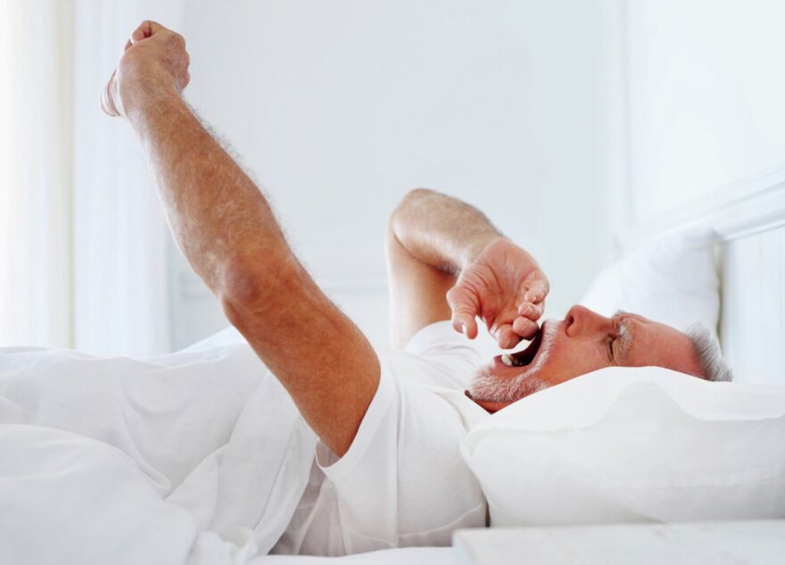 Эксперты рассказали об избавлении от морщин во время сна