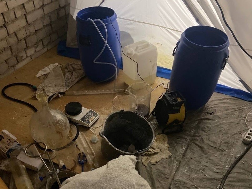 В Тверской области будут судить мужчину, который организовал подпольную нарколабораторию