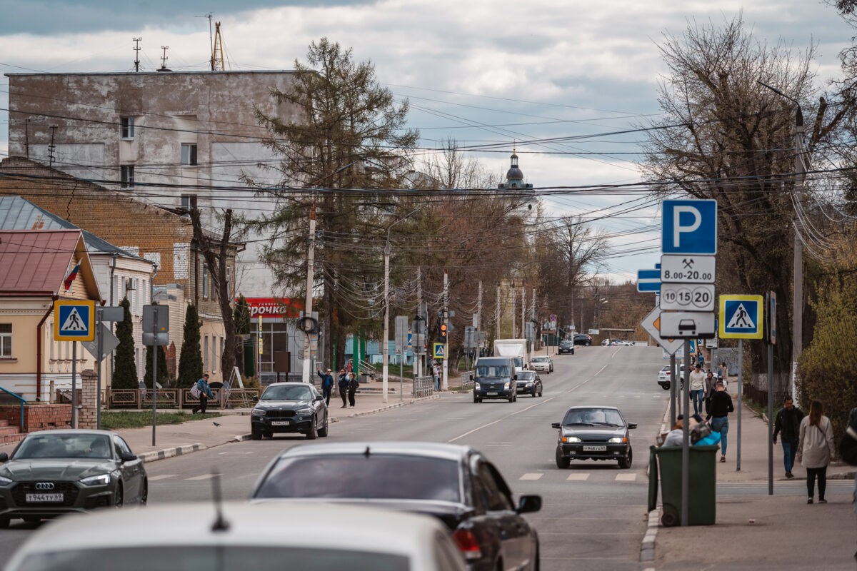 Россияне массово решили отложить покупку новых автомобилей | ТОП Тверь  новости