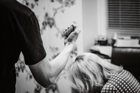 В Тверской области мужчина убил свою любимую из ревности