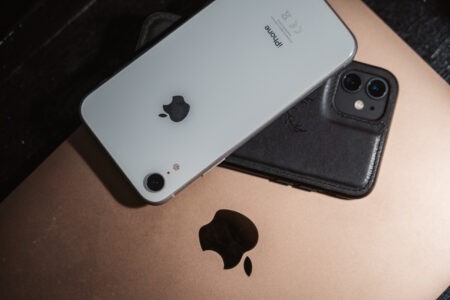 В России начали уничтожать смартфоны и компьютеры Apple В России начали уничтожать смартфоны и компьютеры Apple