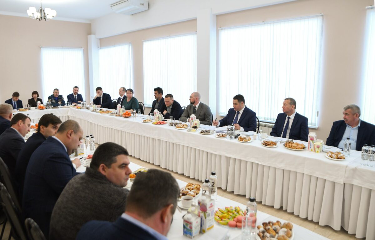 Губернатор Игорь Руденя провел встречу с сельхозпроизводителями Тверской области