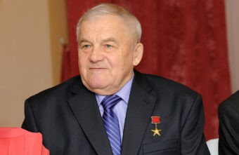 87 лет исполнилось Герою Социалистического Труда Евгению Яковлеву 87 лет исполнилось Герою Социалистического Труда Евгению Яковлеву