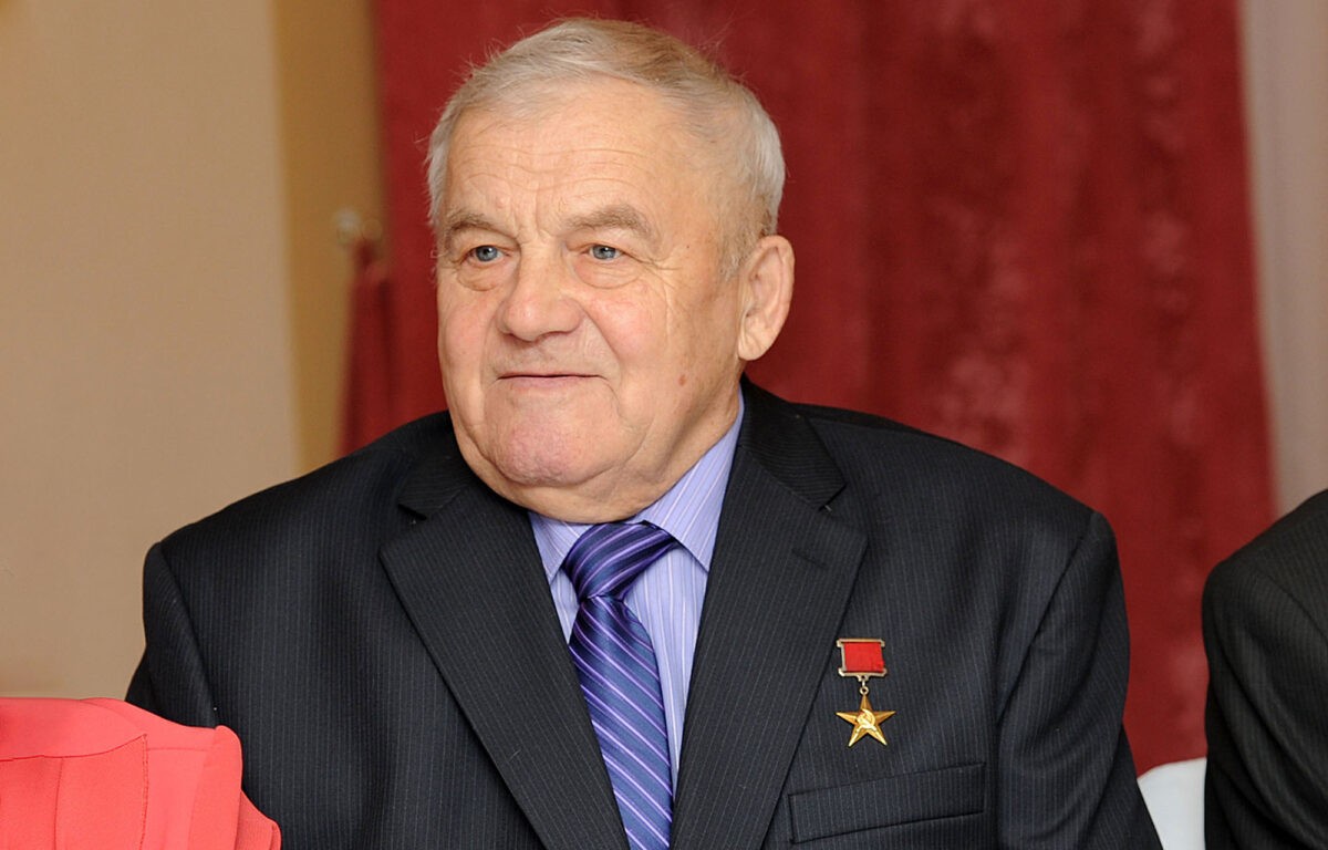 87 лет исполнилось Герою Социалистического Труда Евгению Яковлеву