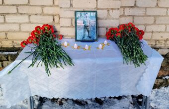 В Тверской области открыли мемориальную доску саперу, погибшему в СВО