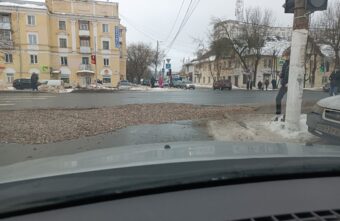 Тверские водители пожаловались на недоделанный участок дороги