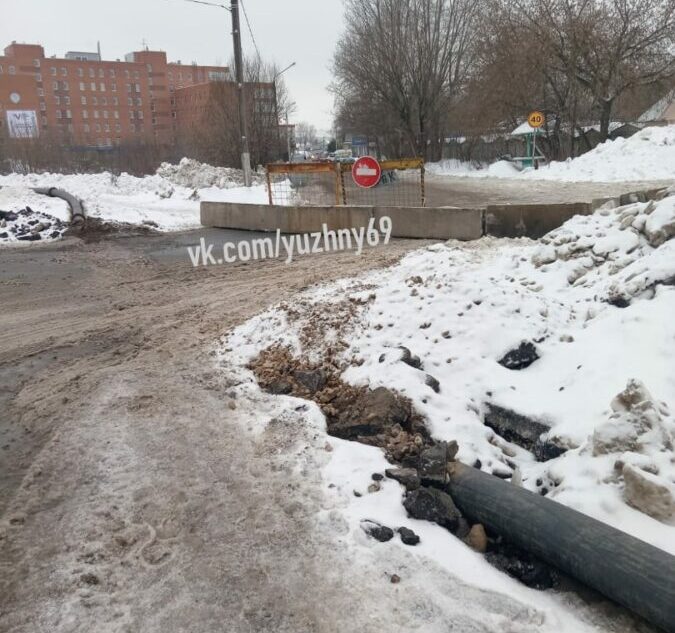 В Твери продлили перекрытие Октябрьского проспекта